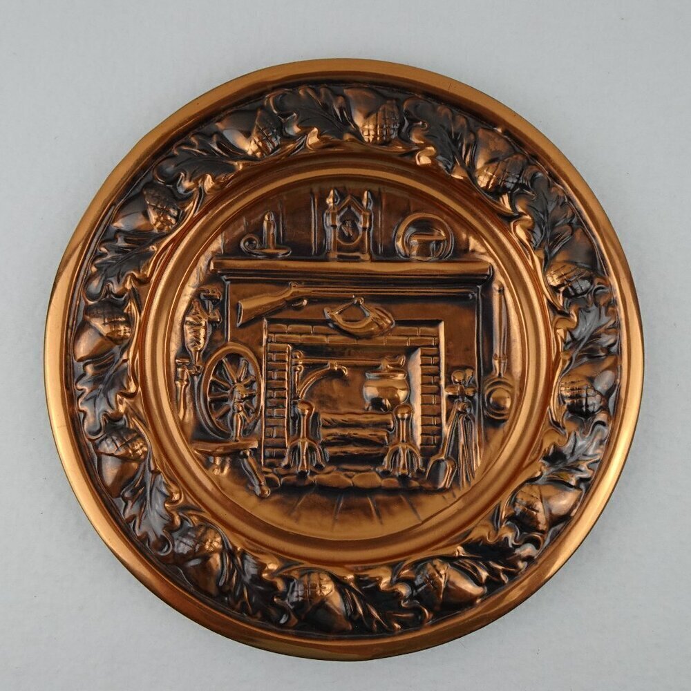 Vintage Copper Tavern Pub Plate Charger Wall Hanging MCM Coppercraft Guild USA